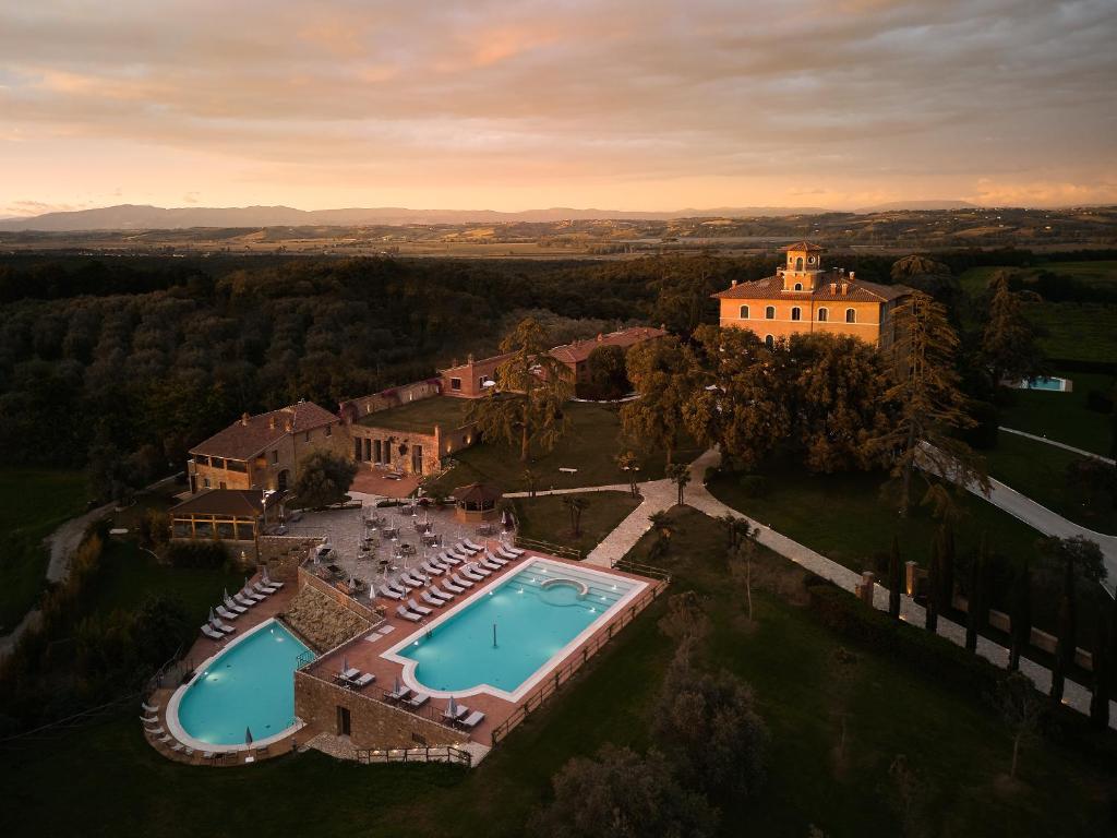 Precise Tale Poggio Alla Sala Review