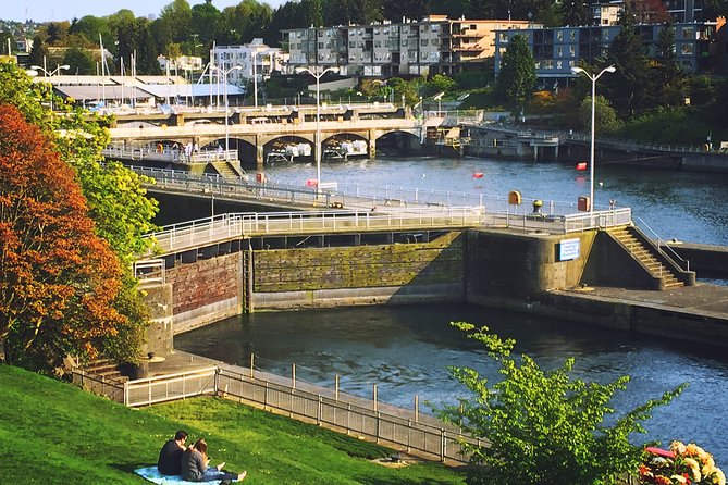 Private 8-Hour City Tour of Seattle and Snoqualmie Falls With Driver Only - Cancellation Policy and Flexibility