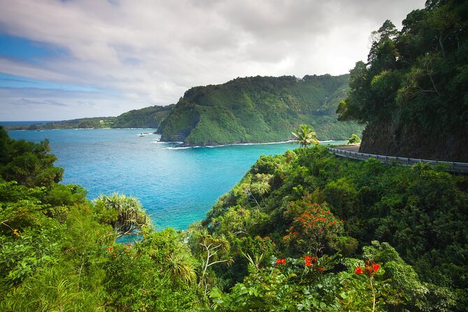 Private Halfway to Hana + Waterfall & Garden of Eden Tour - Exploring the Garden of Eden