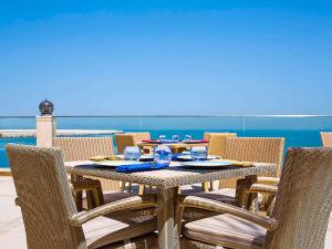 Pullman Resort Al Marjan Island - Policies and Services