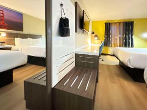 Quality Inn & Suites Willows - Policies and Booking