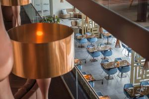 Room Mate Aitana - Location and Nearby Attractions