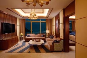 Royal M Al Aqah Beach Resort by Gewan - Policies and Services