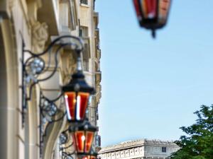 Royal Monceau Raffles Hotel Paris - Frequently Asked Questions
