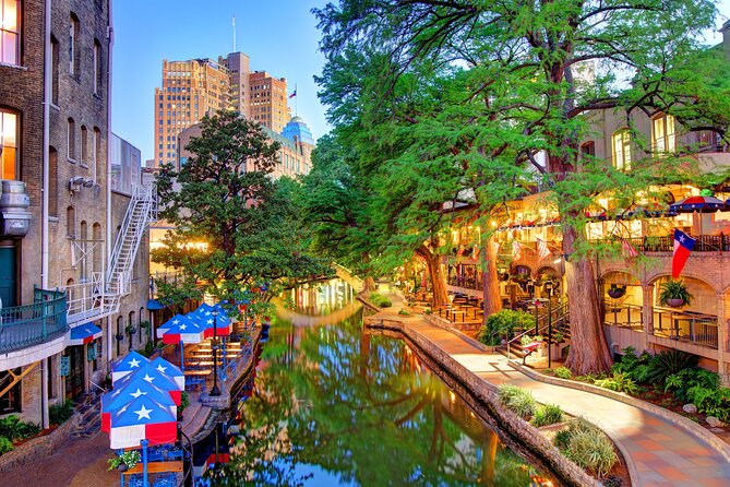 San Antonio : Private Custom Walking Tour With A Guide (Private) - Sum Up
