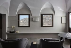 Sikelia Luxury Hotel - Accessibility and Services