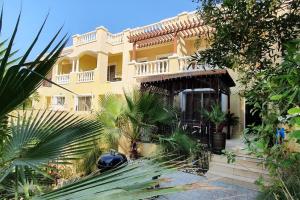 Spacious Villa With Terrace Close to the Sea - Kitchen Amenities