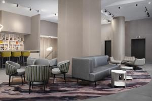 SpringHill Suites by Marriott New York Manhattan Times Square - Dining Options