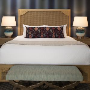 Spyglass Inn - Policies and Check-In/Out