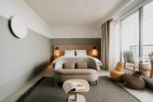 Strandhotel - Check-in and Check-out Details