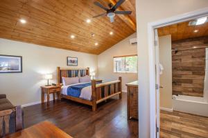 Tahquitz Pines Retreat - Booking and Policies