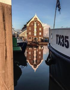 Texel Suites - On-site Restaurant