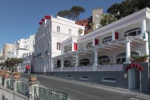 The Capri Hotel - House Rules and Policies