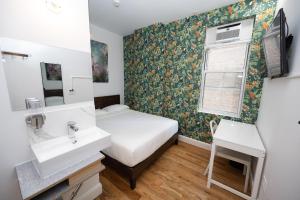 The Flat NYC - Frequently Asked Questions