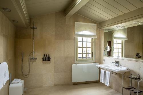 The House of Uzès Relais & Châteaux - Policies and Reservations