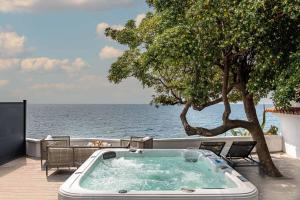 The Mauresque Villa - Guest Services and Experiences