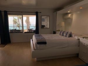Tropicana House - Special Offers