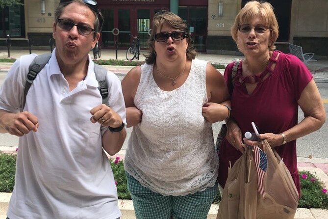 Unique Scavenger Hunt Experience in Lincoln by Wacky Walks - Engage in Interactive Storytelling
