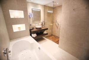 Van Der Valk Hotel Oostzaan - Amsterdam - Payment Methods and Requirements