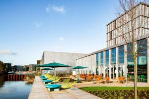 YOTEL Amsterdam - Child and Pet Policies