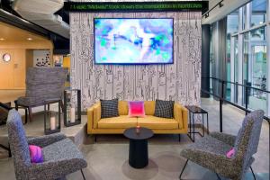 Aloft Jacksonville Airport - Shuttle Service