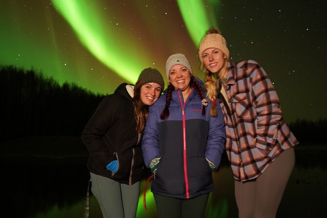 Amazing Aurora Chasing Experience. W/ Portrait Photography - Booking and Cancellation