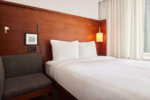 Arlo NoMad - Tips for Booking