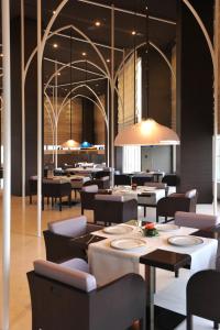 Armani Hotel Dubai, Burj Khalifa - Child and Pet Policies