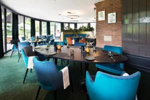 Auberge Du Bonheur - Frequently Asked Questions