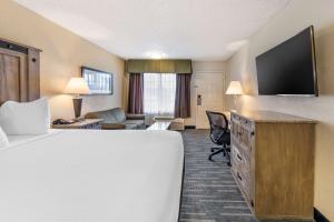 Best Western Americana Inn - Location Highlights