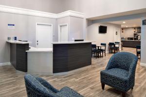Best Western Kettleman City Inn & Suites - Special Requests and Charges