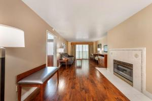 Best Western Plus John Jay Inn & Suites - Contact and Reservations