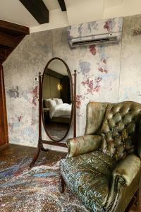 Boutique Hotel The Craftsmen - Accessible Transportation