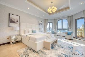 Breath-Taking 5BR Villa With Assistants Room and Private Pool in Frond E Palm Jumeirah by Deluxe Holiday Homes - Questions About Your Stay