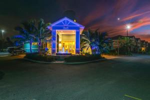 Cape Crossing Resort & Marina - The Resorts Key Highlights
