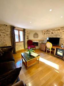 Chateau Eza - Frequently Asked Questions