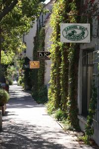 Coachmans Inn, A Four Sisters Inn - Policies and Procedures