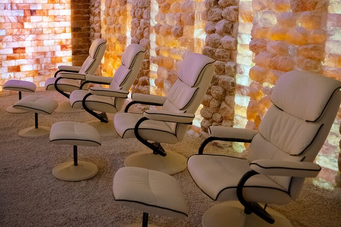 Couples Hot Stone Massage and Halotherapy in Las Vegas - Location and Accessibility Details