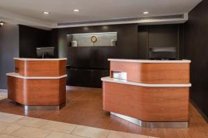 Courtyard by Marriott San Diego Del Mar/Solana Beach - Frequently Asked Questions
