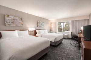 Courtyard by Marriott San Jose South/Morgan Hill - Room Features and Facilities