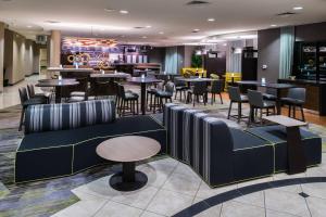 Courtyard by Marriott San Luis Obispo - Accessibility and Pet-Friendly