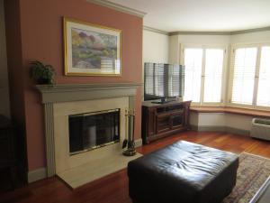 Cow Hollow Inn and Suites - Convenient Location