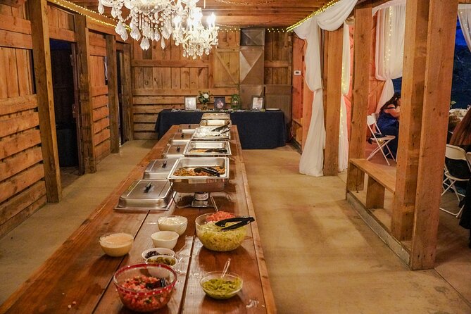 Cozy Farm Experience With Wagon Wheels and Acoustic Meal - What to Expect