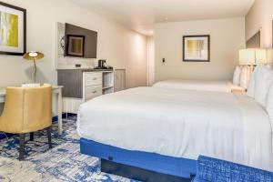 Creekside Inn Downtown - Room Types and Pricing