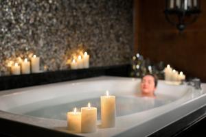 Crowne Plaza Dubai Festival City - Policies and Special Requests