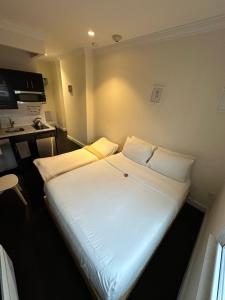 East Village Hotel - Transportation Options