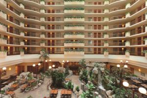 Embassy Suites by Hilton Anaheim South - Nearby Attractions