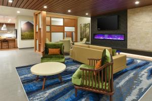 Fairfield Inn & Suites by Marriott Moorpark Ventura County - Accessibility and Additional Services