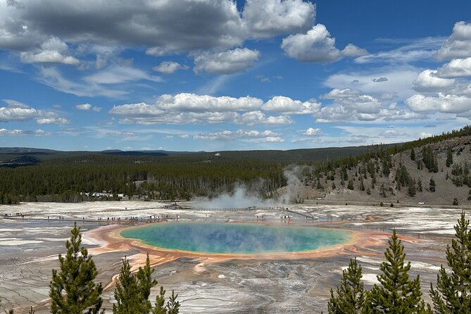 From Bozeman Exclusive Yellowstone Tour 2 Days and 1 Night - Taking in the Natural Hot Springs
