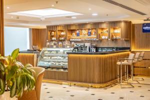 Golden Sands Suites - Child and Pet Policies